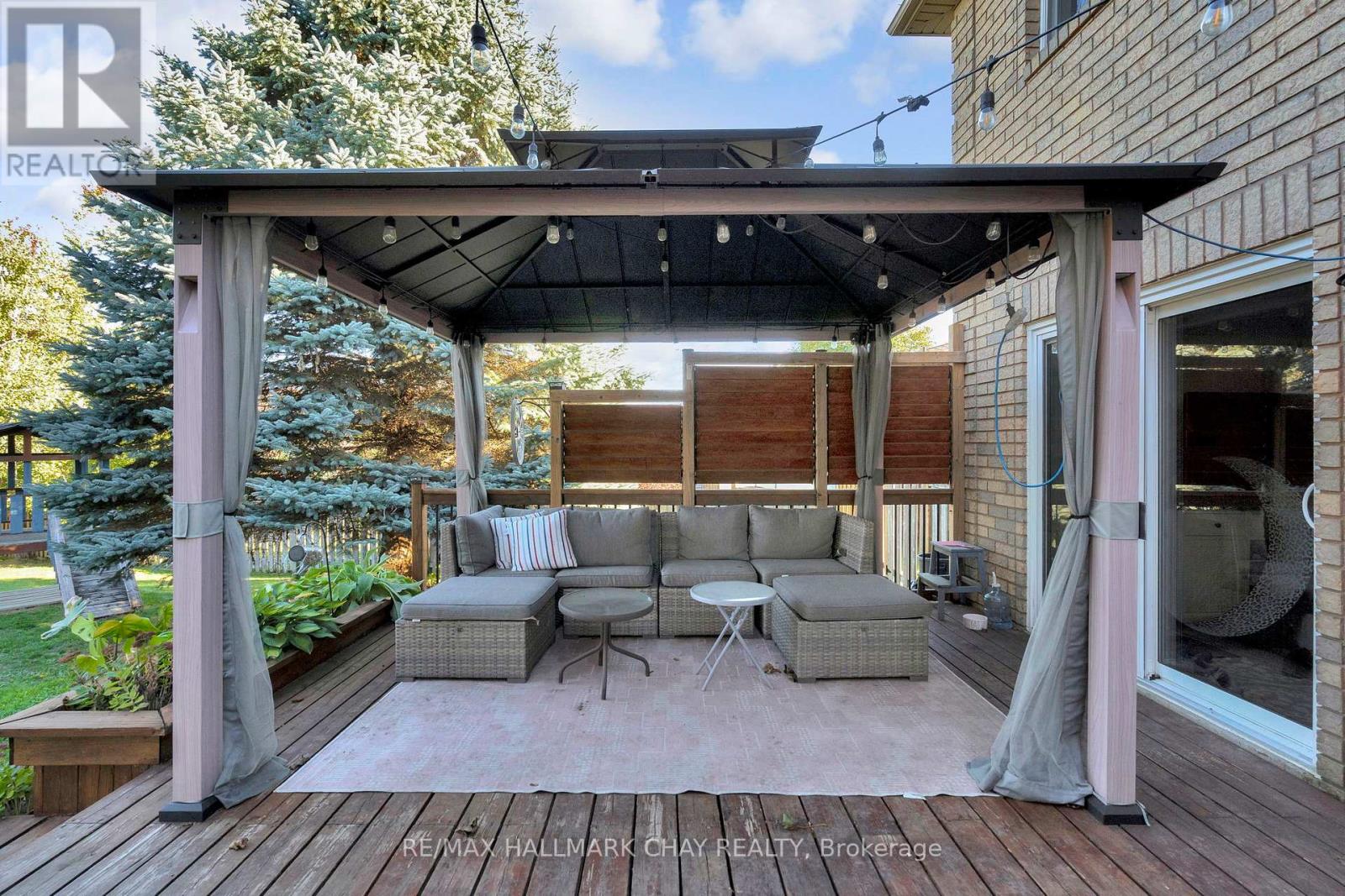 24 RUNDLE CRESCENT, Barrie (Holly) — photo 7