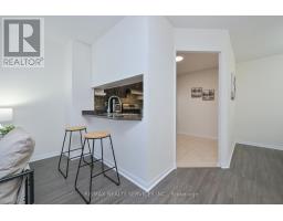 104 - 12 Laurelcrest Street, Brampton, ON L6S5Y4 Photo 11