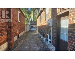 1842 Keele Street, Toronto, ON M6M3X4 Photo 29