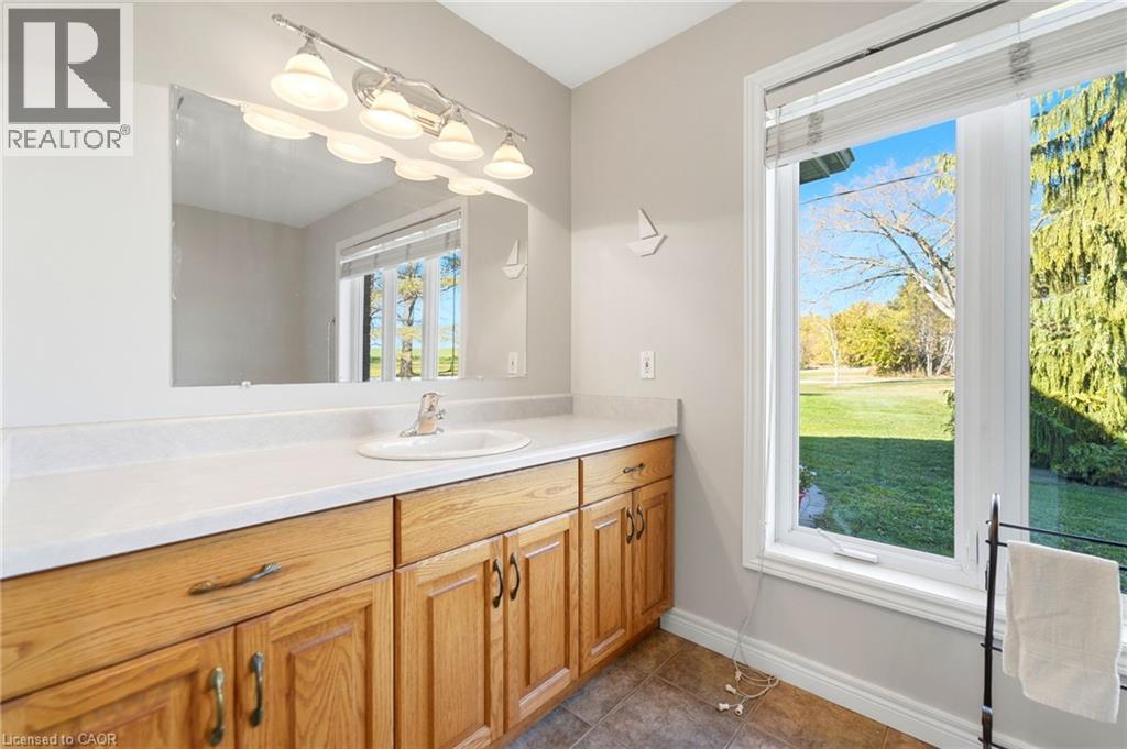 5 UPPER MOHAWK POINT Road, Dunnville — photo 11
