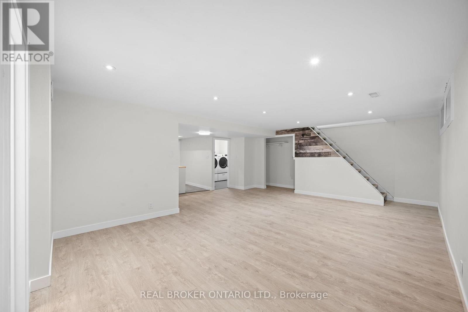 Commercial Condos for Rent in Ottawa – B – 28 LEEMING DRIVE, Ottawa – By Peter Sagos - Image 9