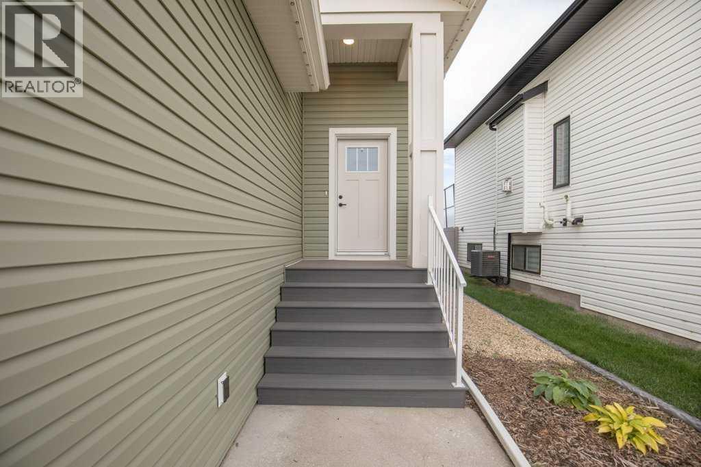 85 Crestview Boulevard, Sylvan Lake — photo 15