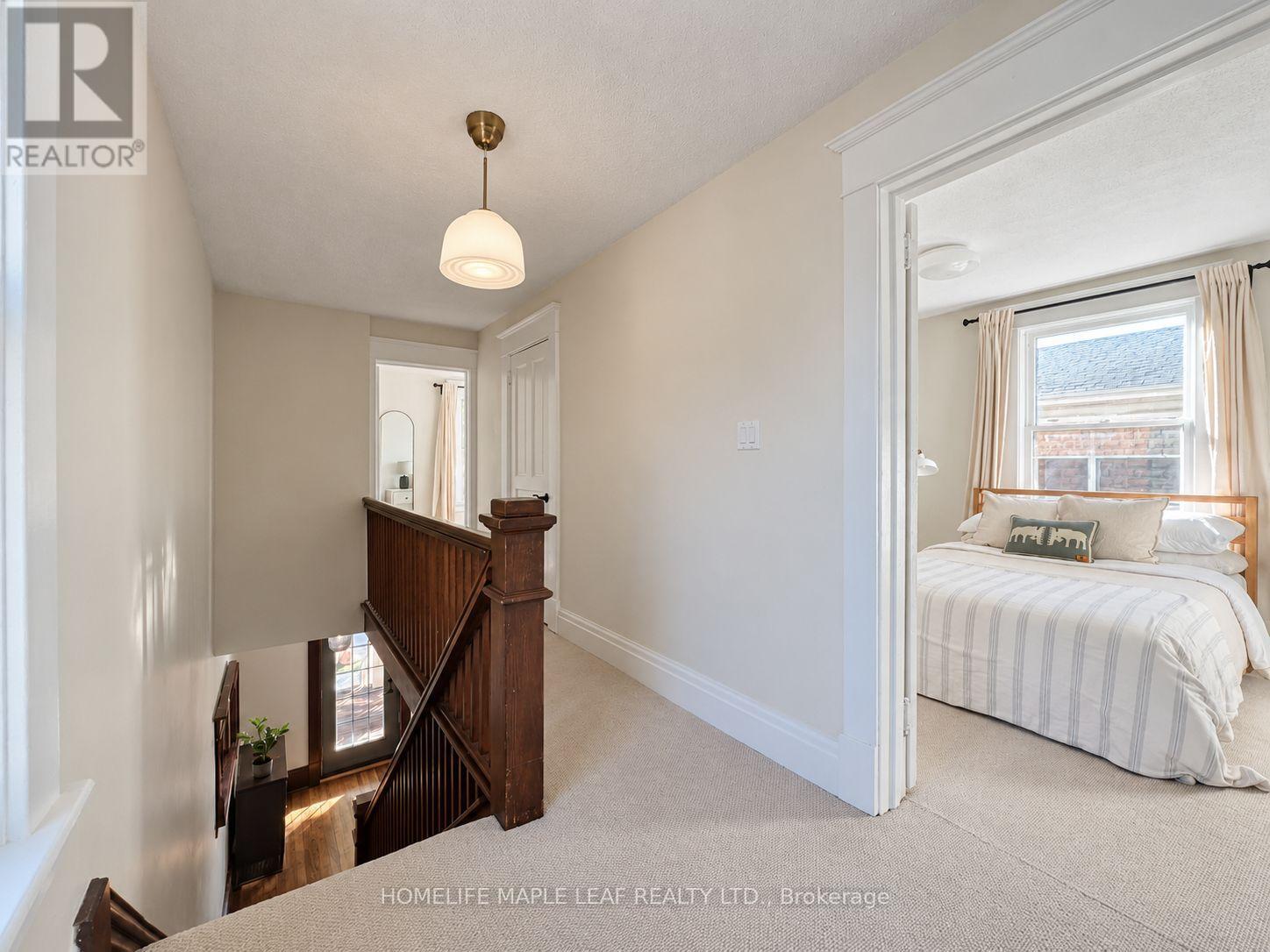 136 FOREST ROAD - 22