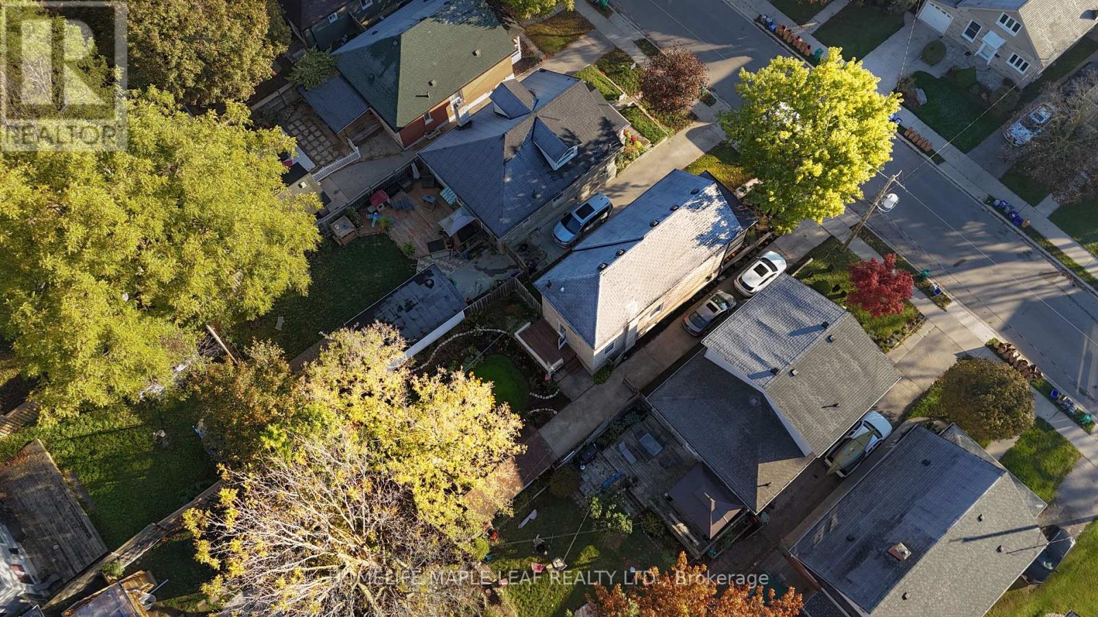 136 FOREST ROAD - 36