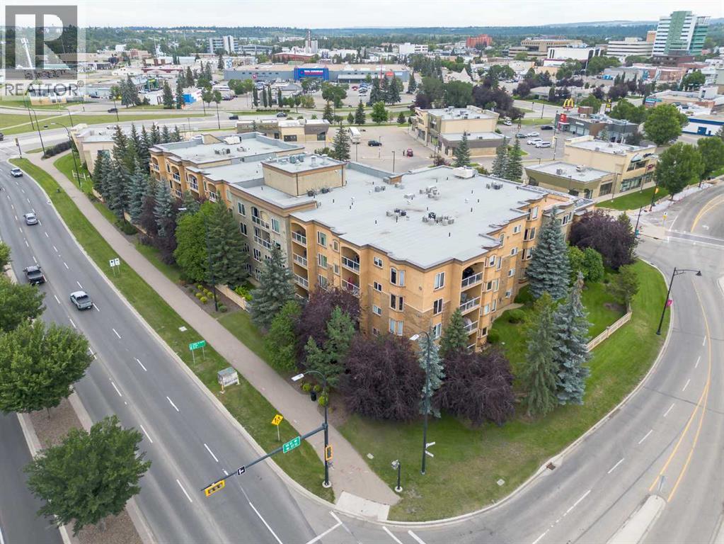 Listing photo – 305, 5300 48 Street, Red Deer