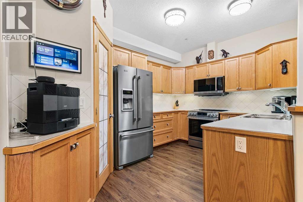 Listing photo – 305, 5300 48 Street, Red Deer