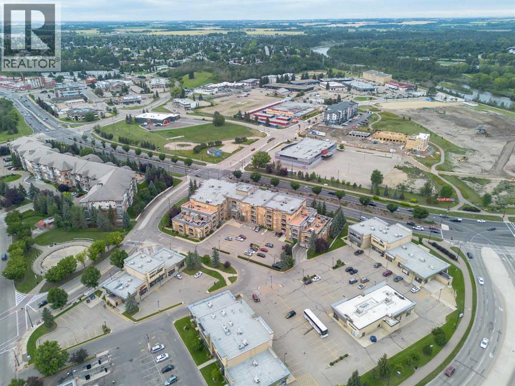 Listing photo – 305, 5300 48 Street, Red Deer