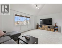 26 Drake Landing  Ne, Okotoks, AB T1S0B9 Photo 15
