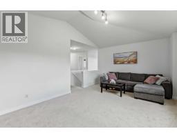 26 Drake Landing  Ne, Okotoks, AB T1S0B9 Photo 16