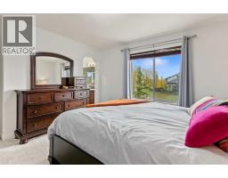 26 Drake Landing  Ne, Okotoks, AB T1S0B9 Photo 18