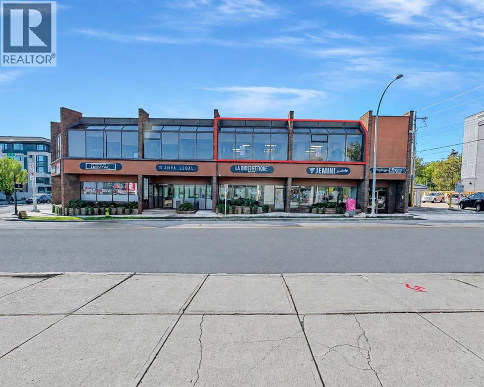218, 1217 Centre Street NW, Calgary