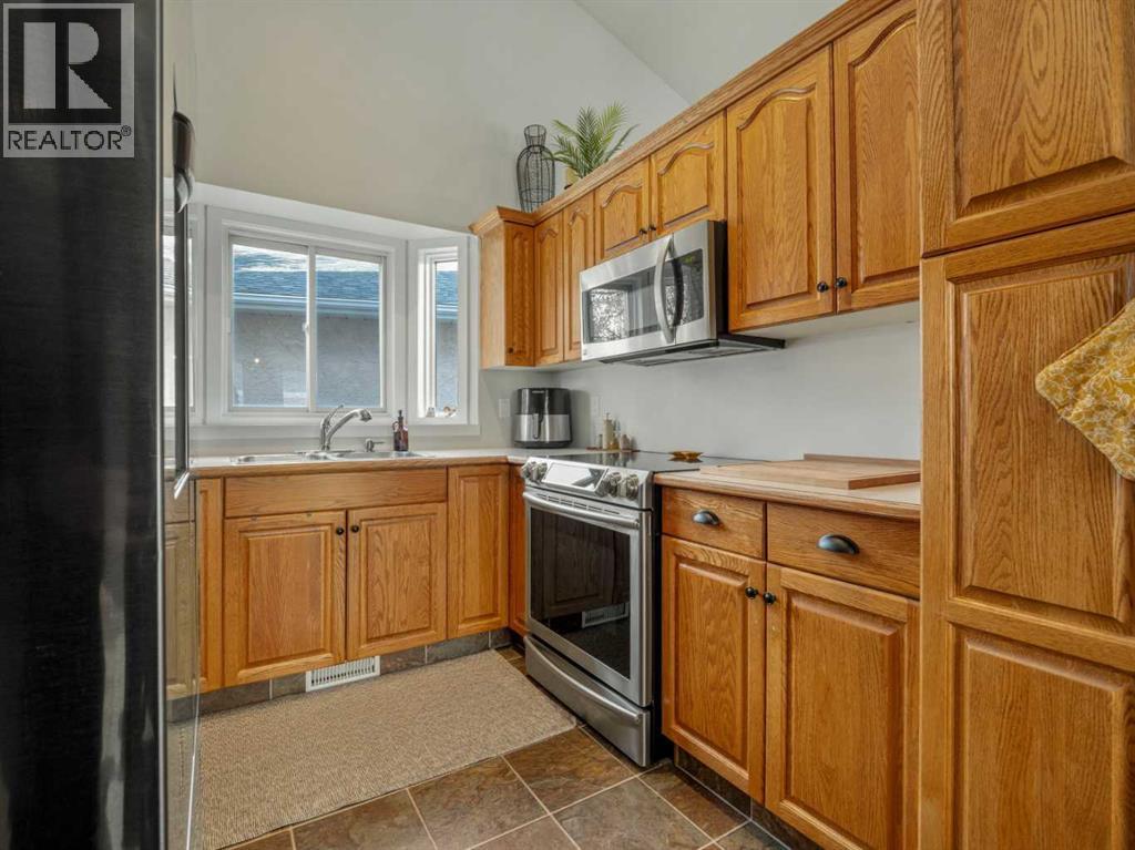 55 Assiniboia Road W, Lethbridge — photo 18