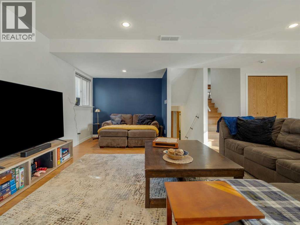 55 Assiniboia Road W, Lethbridge — photo 32