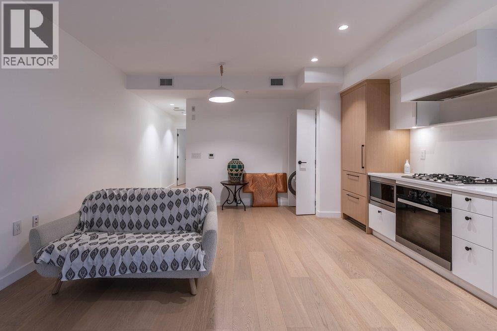 24 94 W King Edward Avenue, Vancouver — photo 9