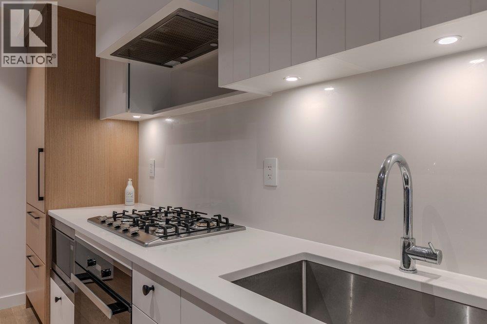 24 94 W King Edward Avenue, Vancouver — photo 14