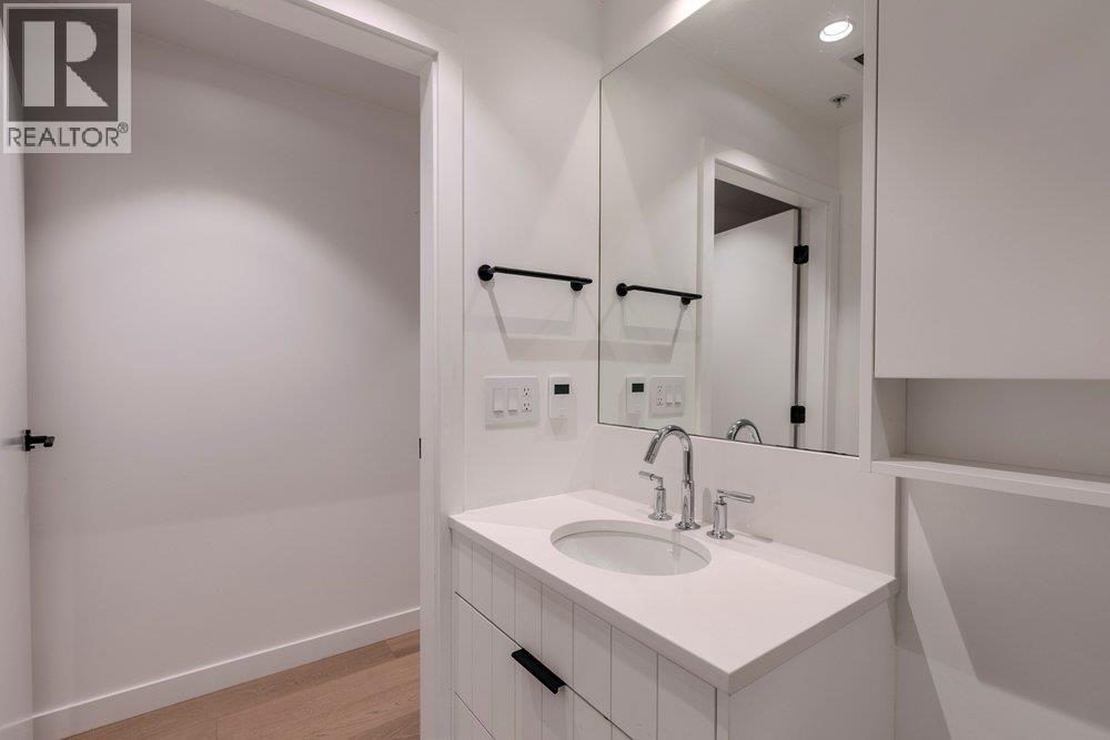 24 94 W King Edward Avenue, Vancouver — photo 19