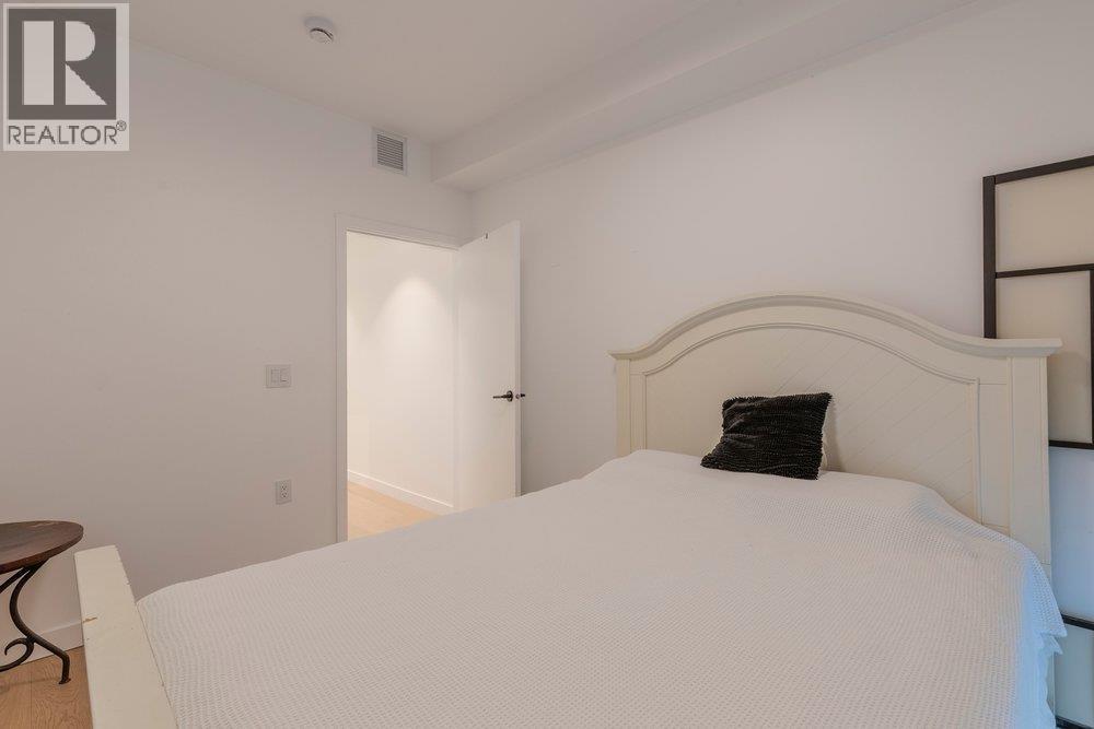 24 94 W King Edward Avenue, Vancouver — photo 23