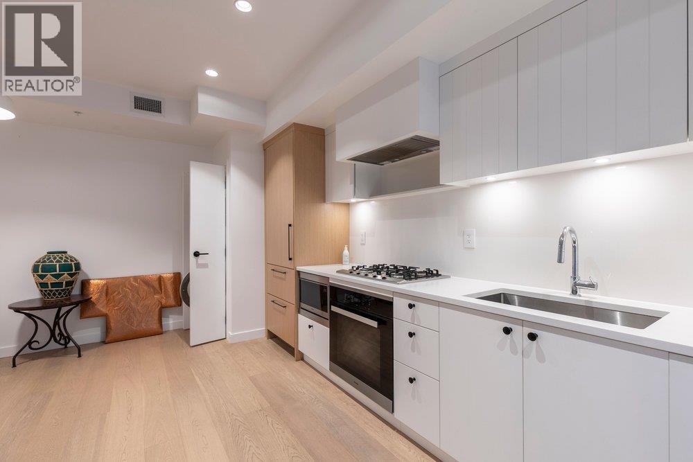 24 94 W King Edward Avenue, Vancouver — photo 11