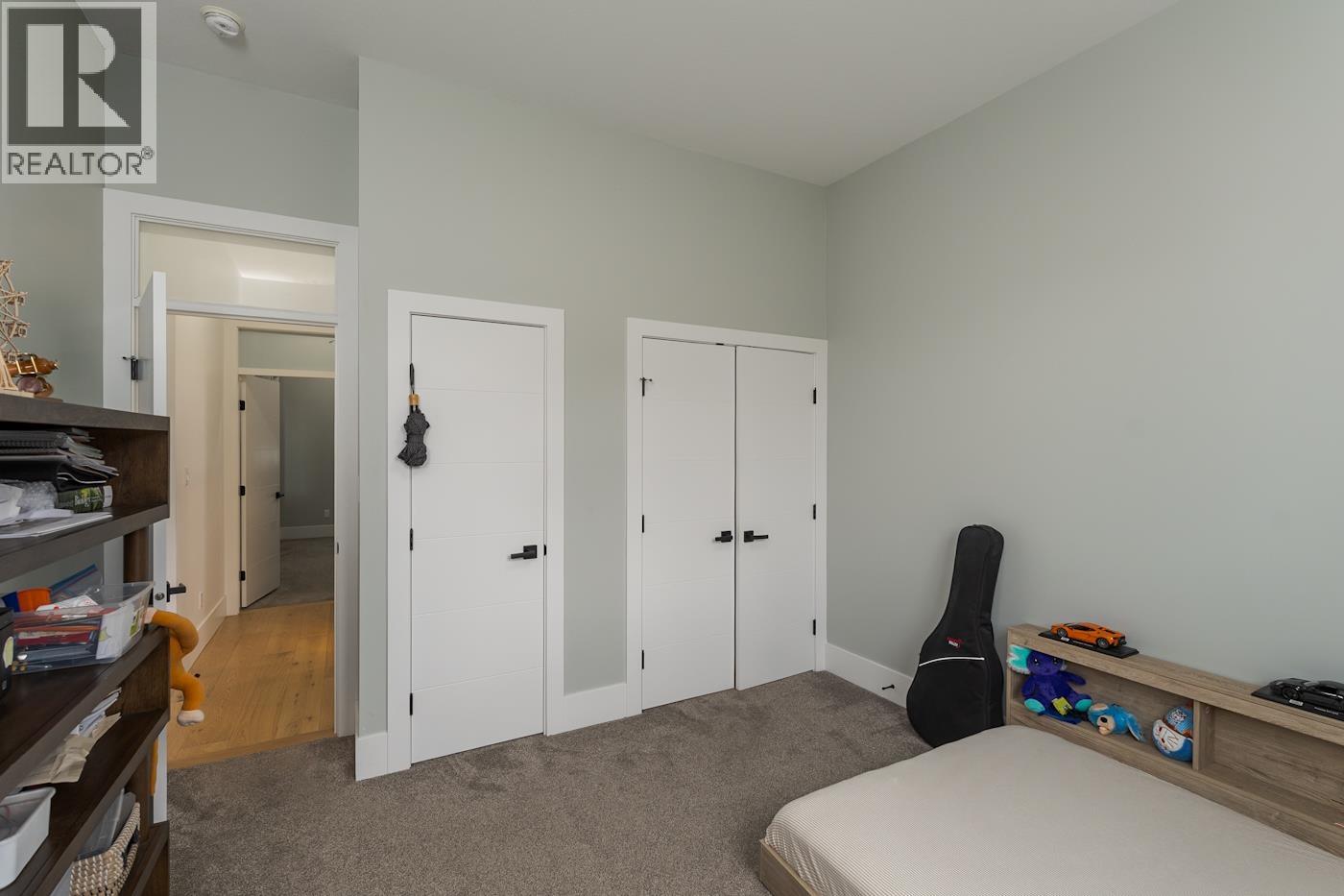 3445 MUNRO WAY - 33