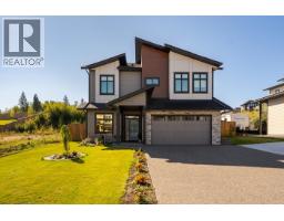 Front exterior of 3445 MUNRO WAY · Prince George, BC