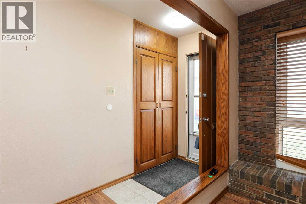 739 23 Street N, Lethbridge — photo 5