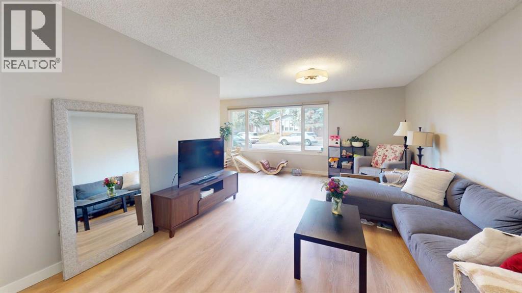 49 Sunhurst Crescent SE