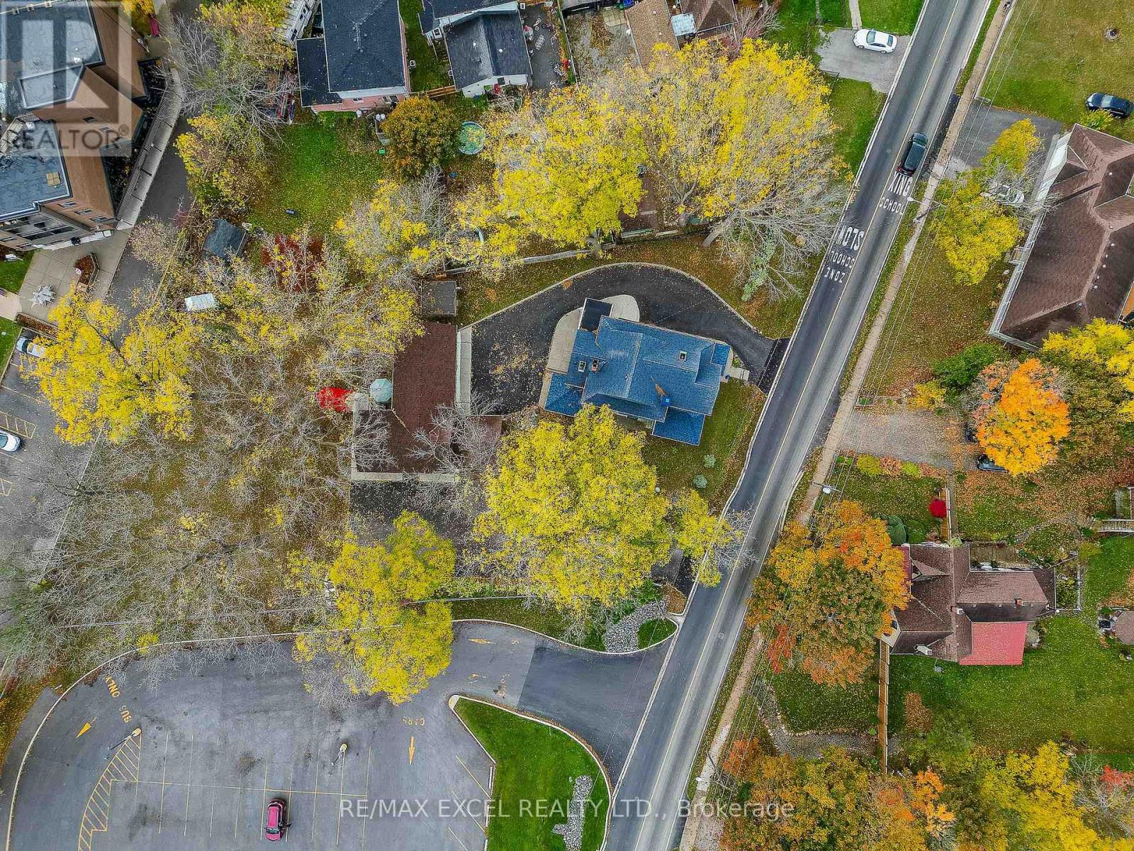 9 The Queensway N, Georgina, ON photo 47