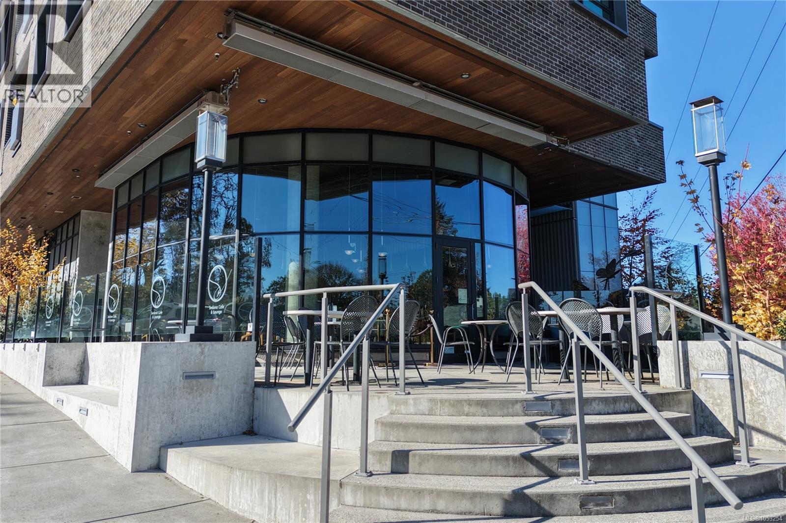  2296 Cadboro Bay Road, Oak Bay