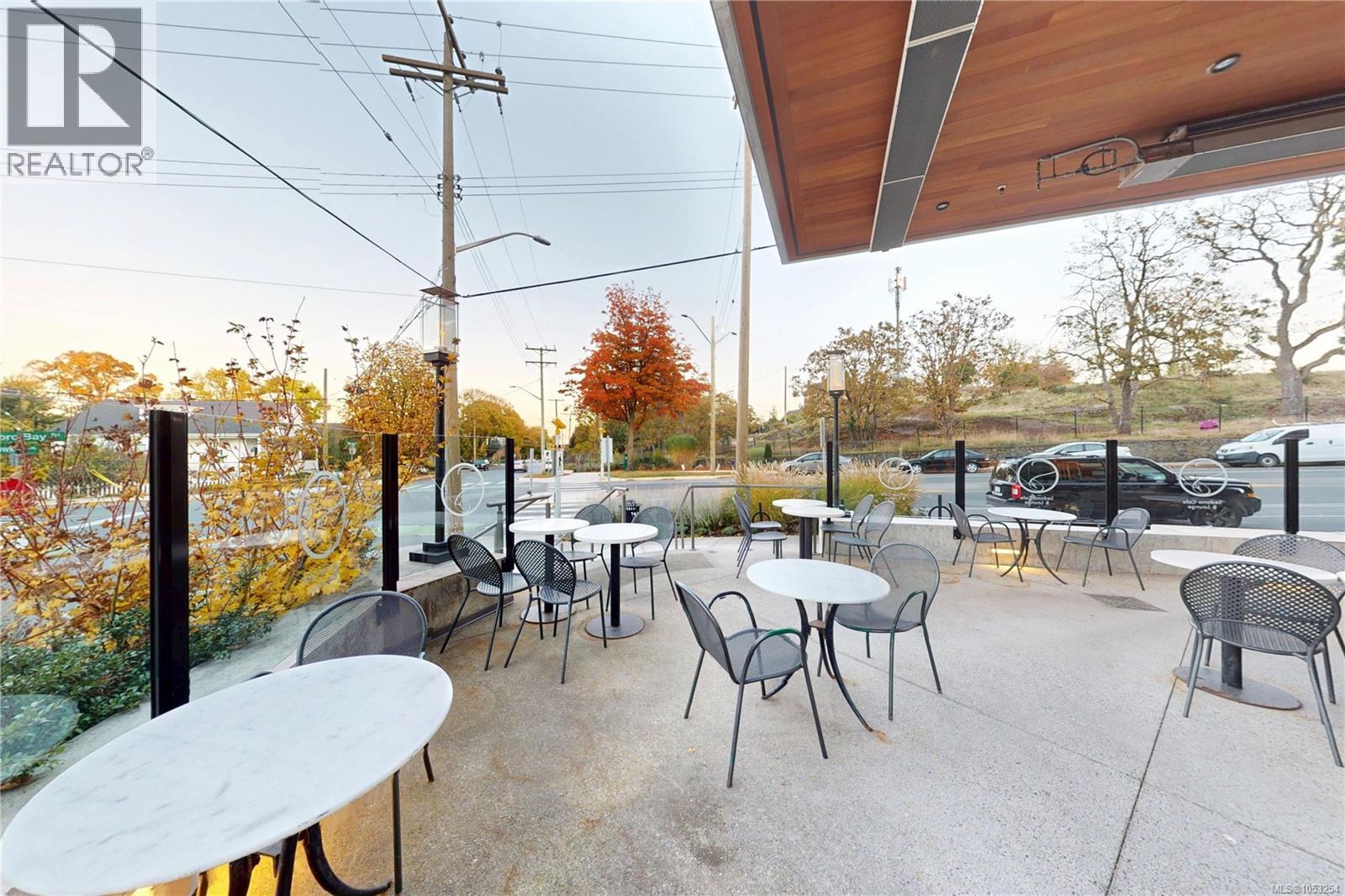  2296 Cadboro Bay Road, Oak Bay