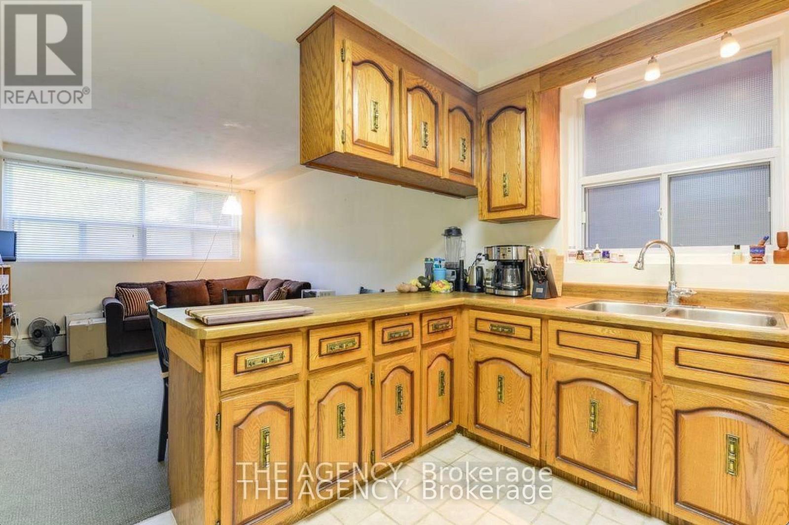 #1 - 75 KEELE STREET, Toronto (High Park North) — photo 3