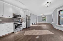 5pc Bathroom - 74 Balmoral Street, Winnipeg, MB R3C1X4 Photo 11