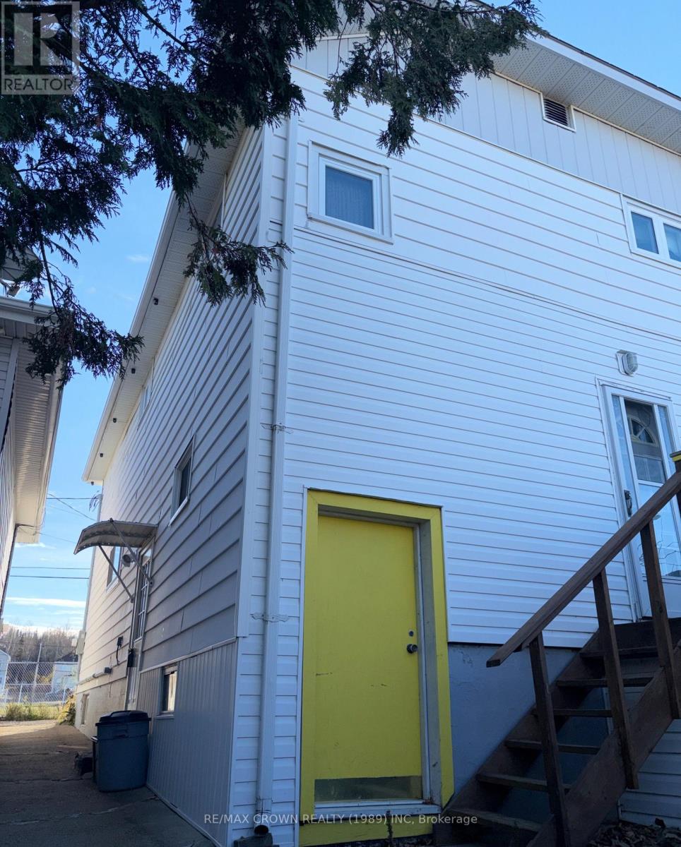 45 CROATIA AVENUE, Timmins (SCH - Main Area) — photo 4