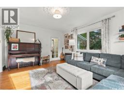 Bedroom - 600 Walmer Road, Saskatoon, SK S7L0E2 Photo 8