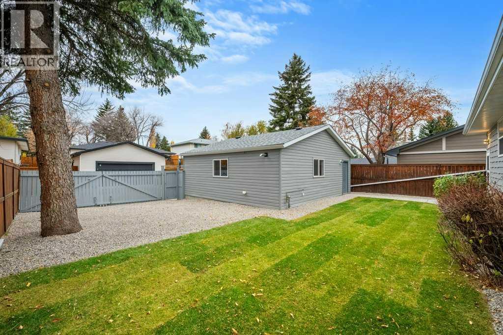 7 Canna Bay SW, Calgary — photo 35