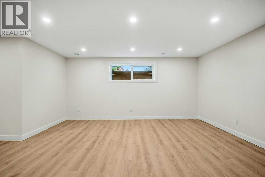 7 Canna Bay SW, Calgary — photo 24