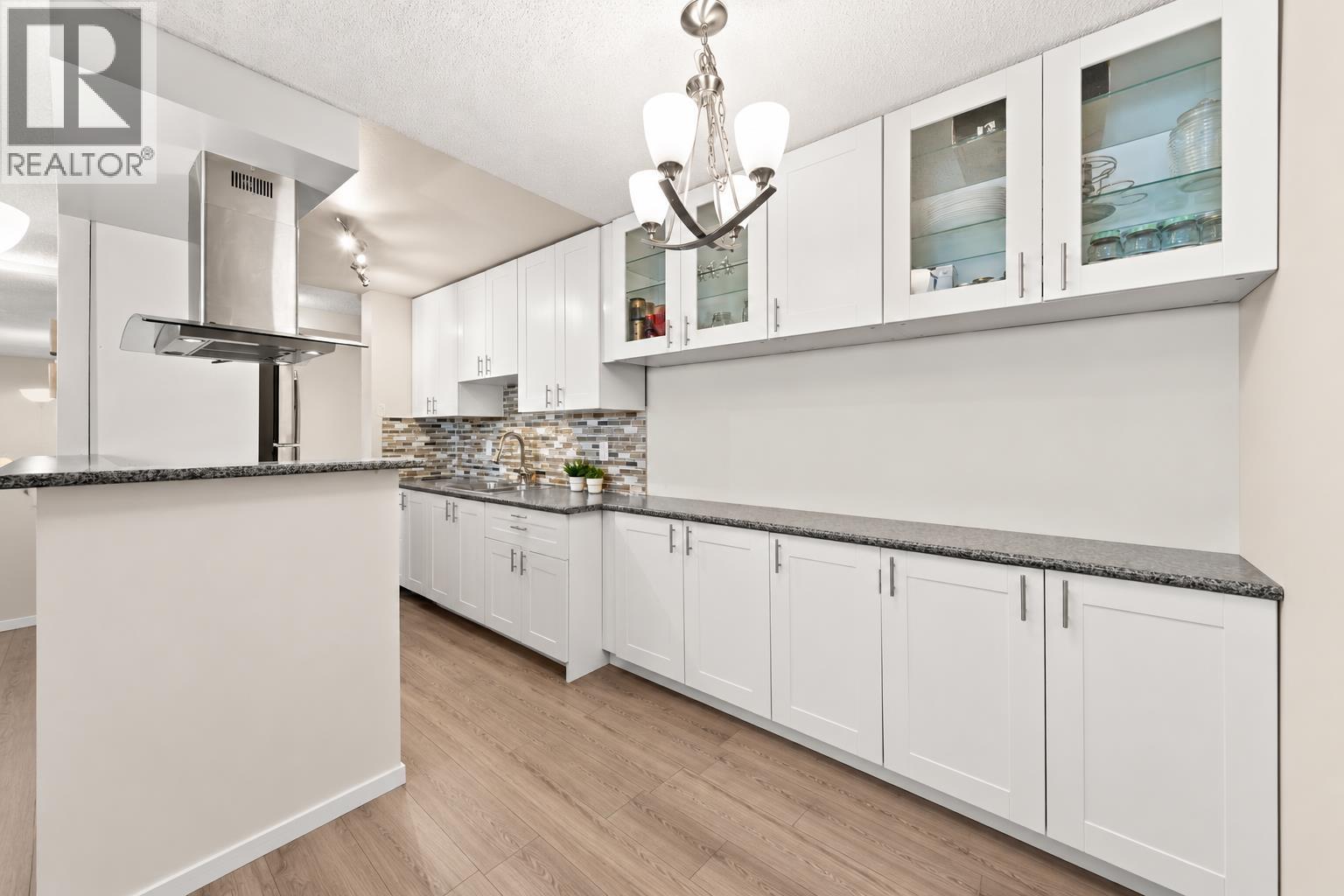 1202 6759 Willingdon Avenue, Burnaby — photo 4