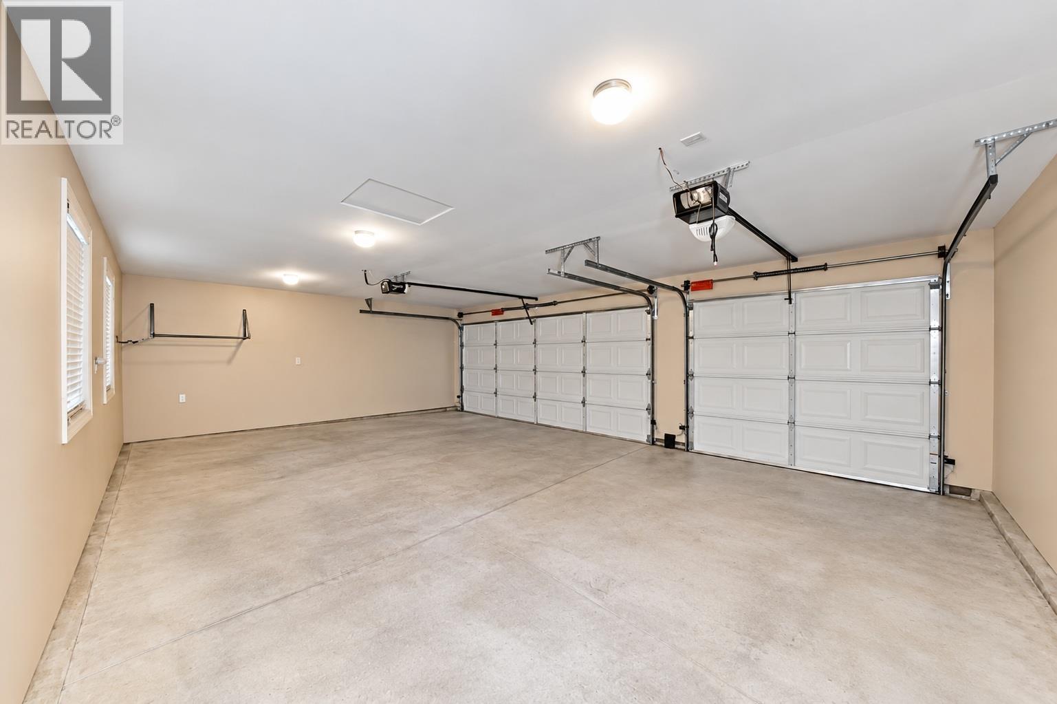 4205 Atlin Street, Vancouver — photo 29