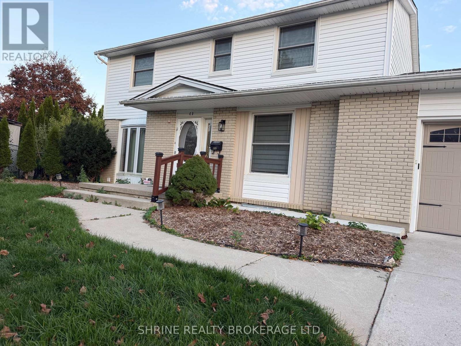 MAIN/UPPER - 612 FOX MILL PLACE, London South (South N) — photo 4
