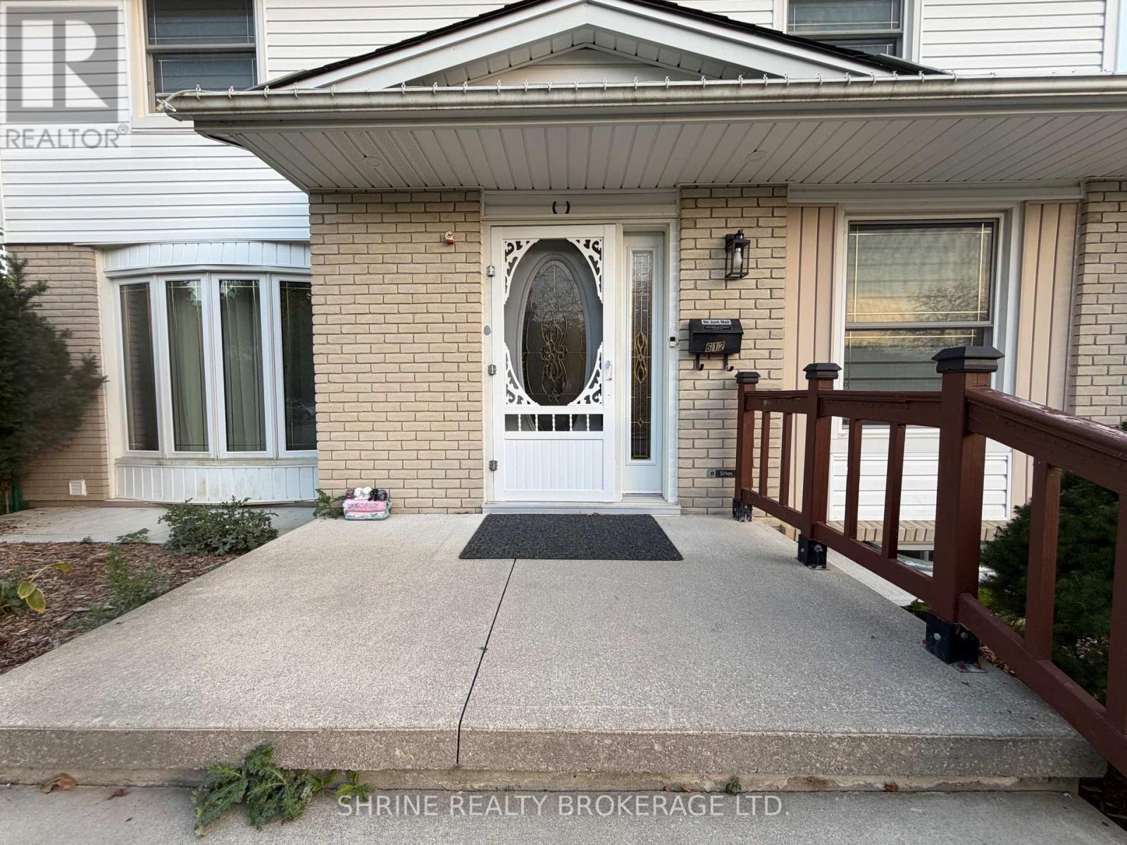 MAIN/UPPER - 612 FOX MILL PLACE, London South (South N) — photo 5