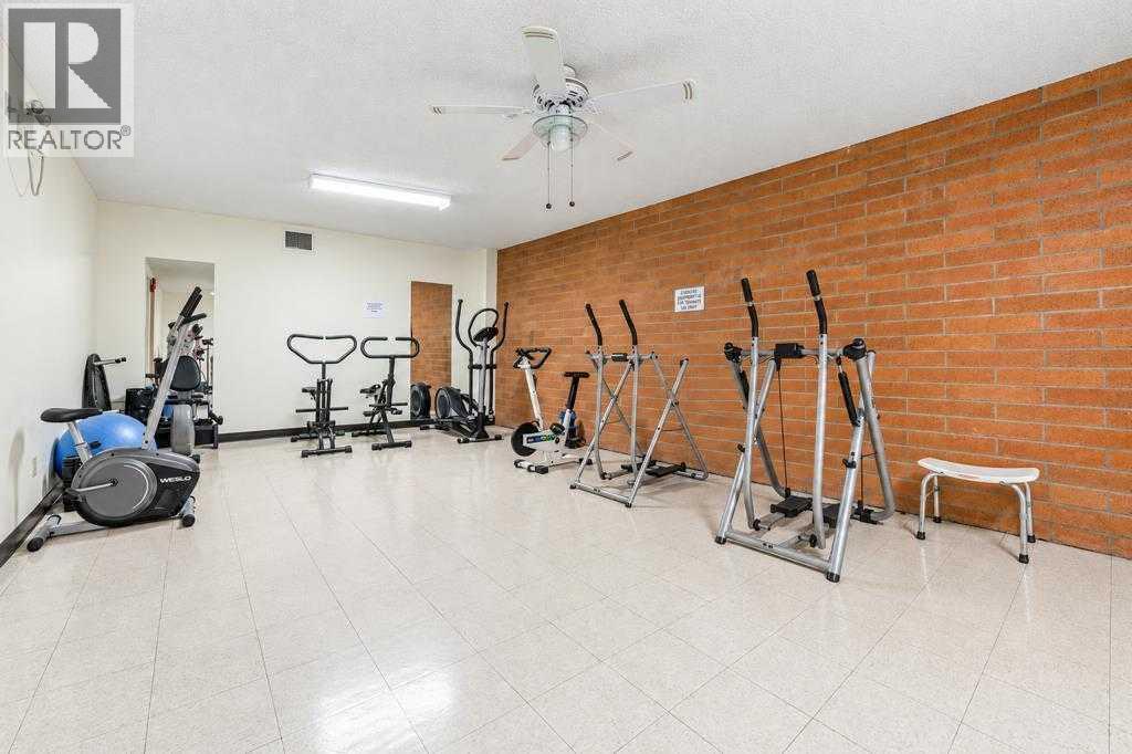 145, 1480 Southview Drive, photo 32 of 40