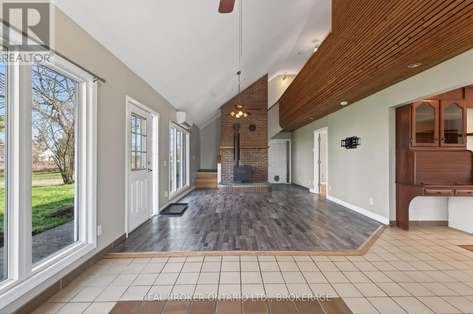 2268 MCINTYRE ROAD, Loyalist (Lennox and Addington - South) — photo 8