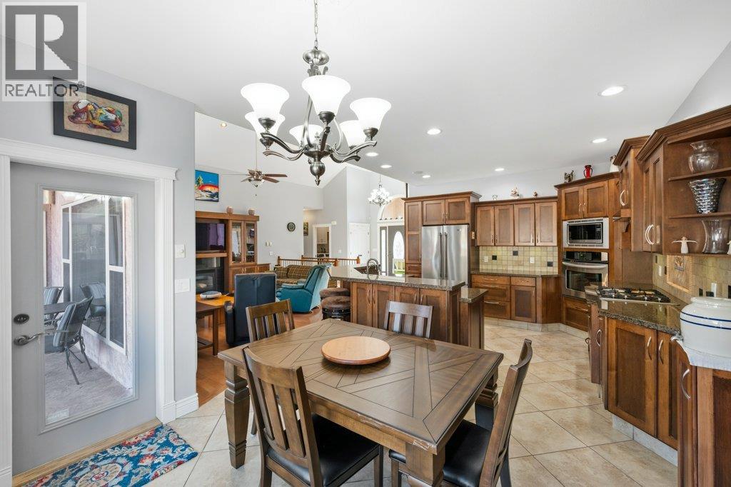 1124 Fairview Road, Oliver