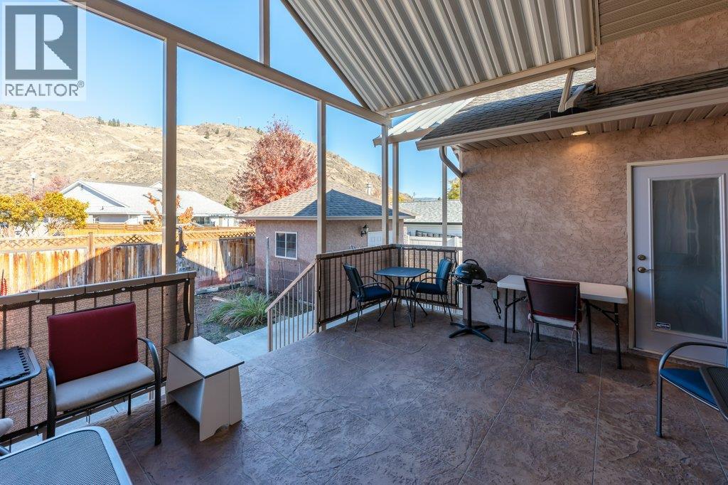 1124 Fairview Road, Oliver