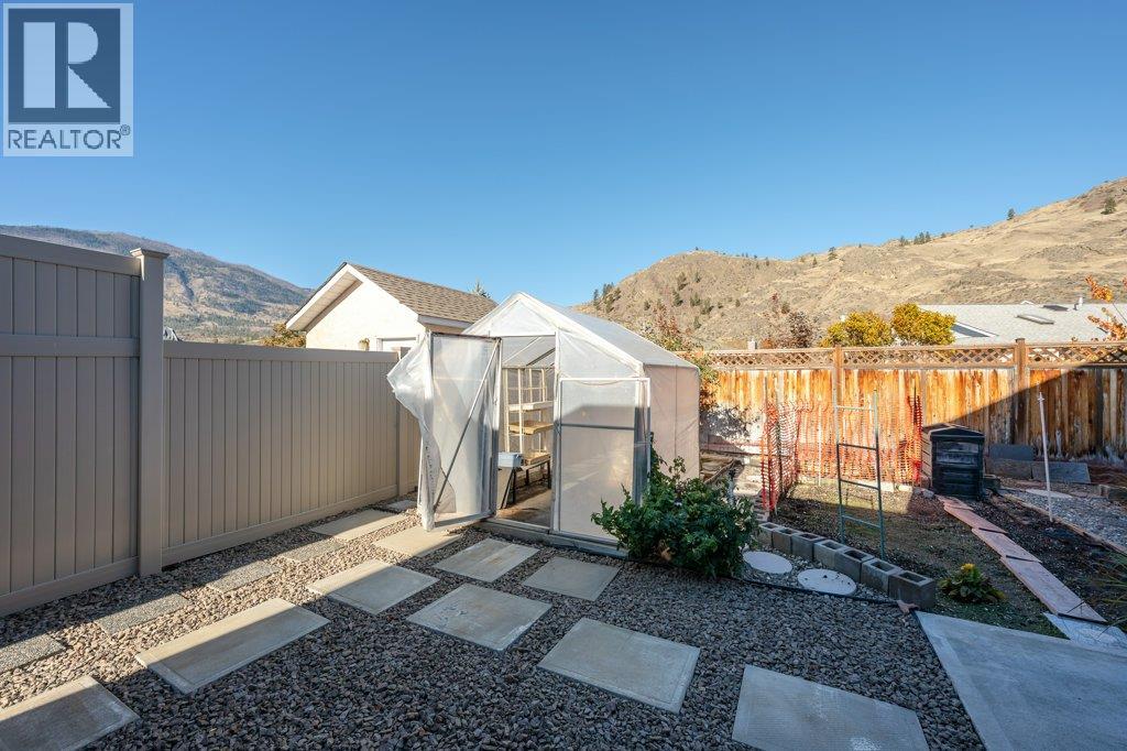1124 Fairview Road, Oliver