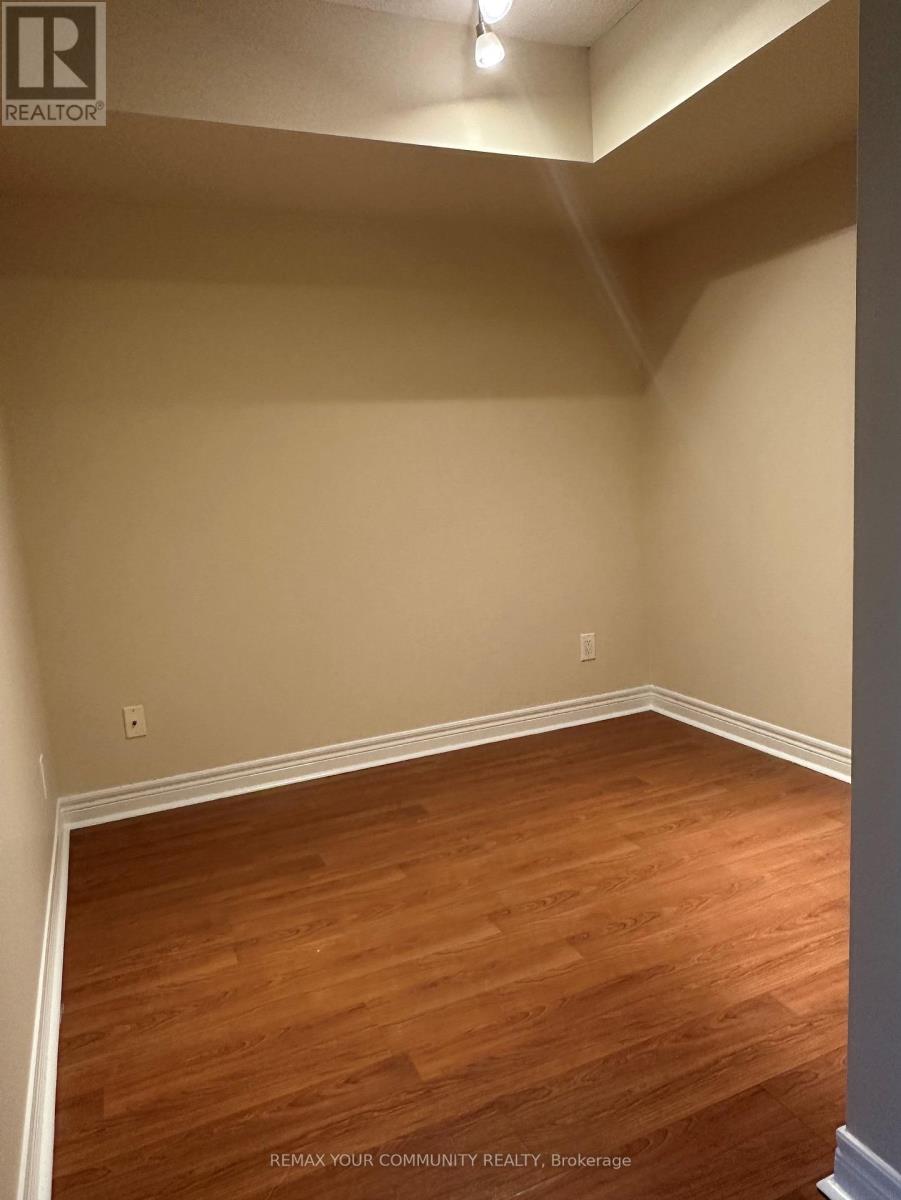 1207 - 50 DISERA DRIVE, Vaughan (Beverley Glen) — photo 10