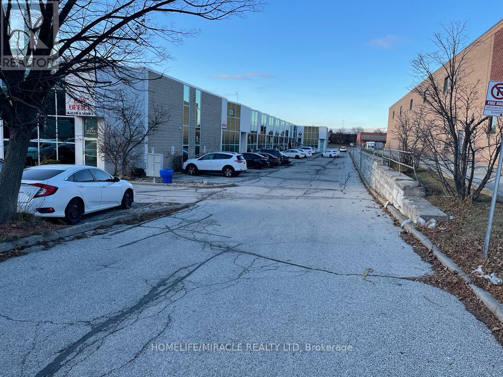 6 - 259 TRADERS BOULEVARD E, Mississauga (Gateway)