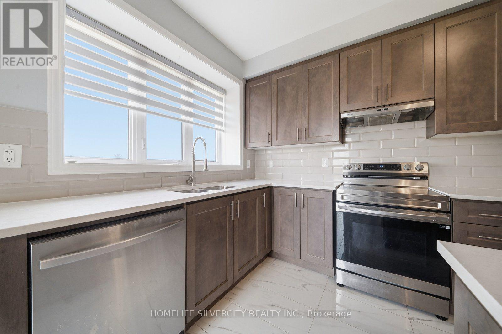 104 Strickland Avenue, Brantford, ON photo 21