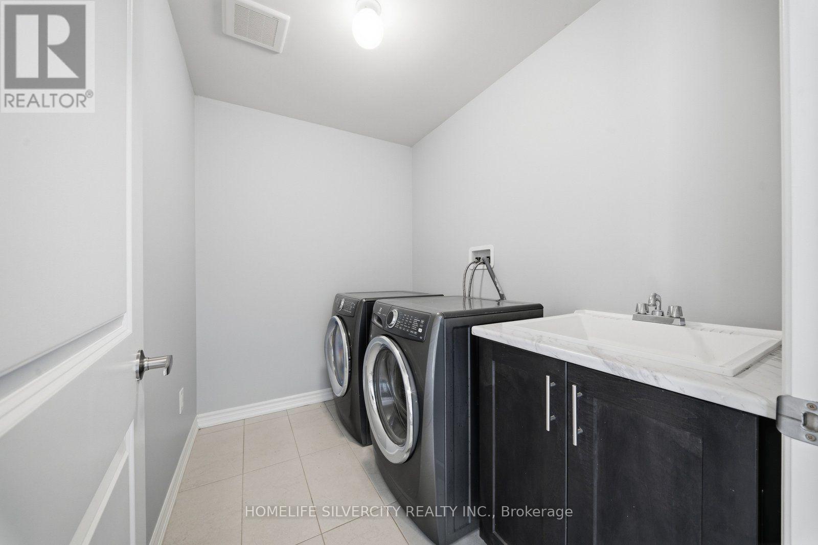 104 Strickland Avenue, Brantford, ON photo 33