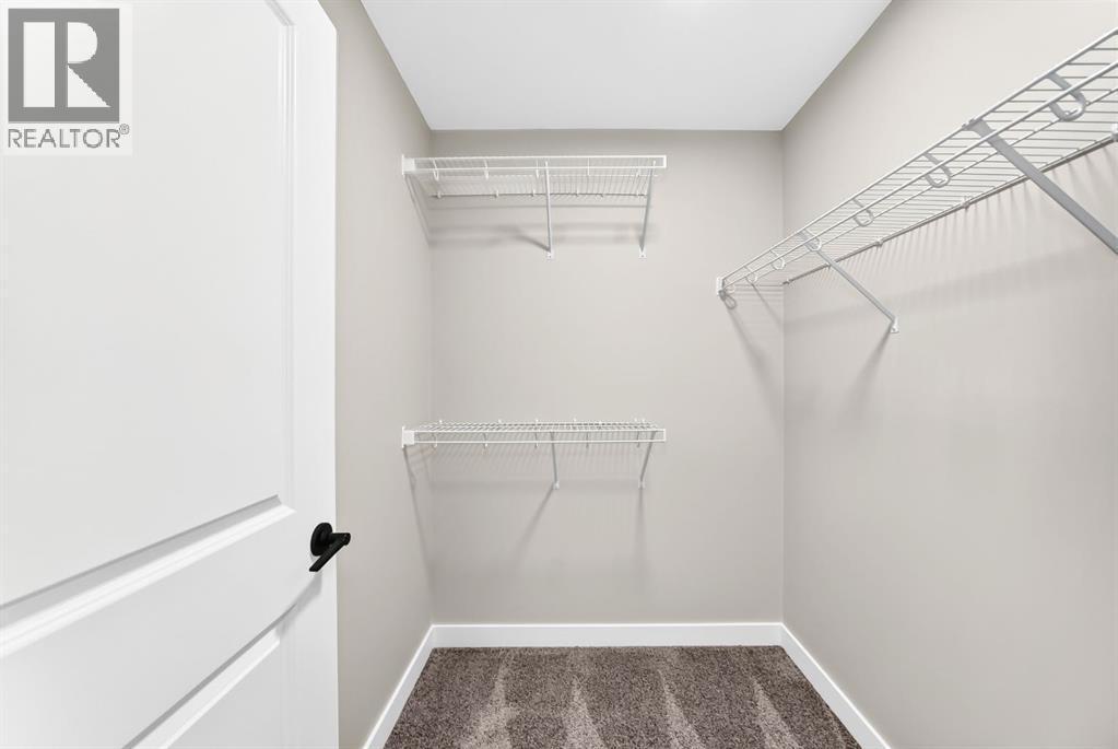 1063 Bayview Crescent SW, photo 25 of 43