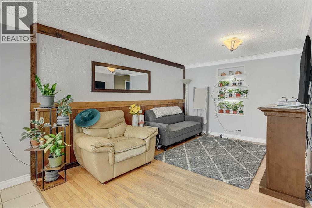 9316 102 Avenue, photo 7 of 40